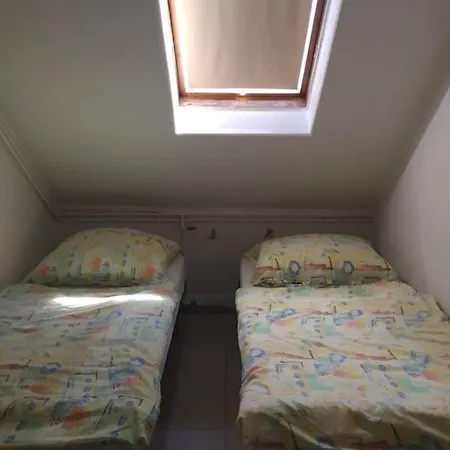 בית הארחה Solyom Apartman